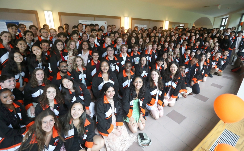 Group of graduating seniors in the lobby of the computer science building